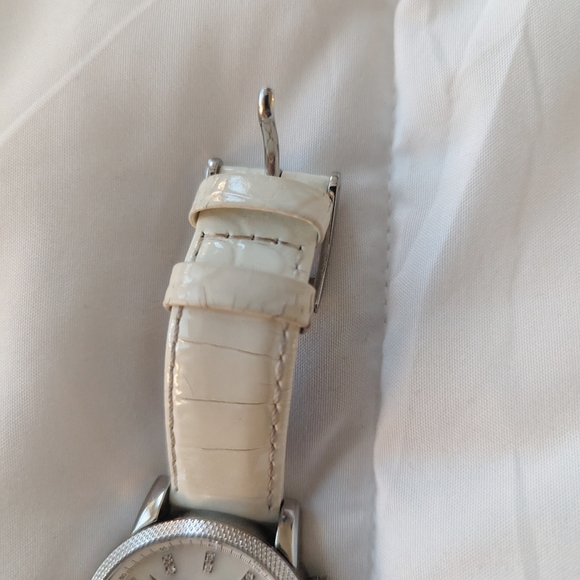 White Michael Kors Watch - Picture 6 of 6